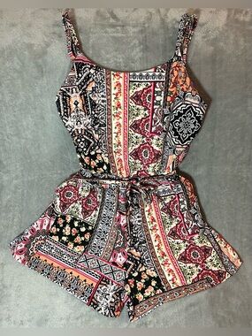 EyeCandy Women’s Romper Multicolor Romper Adjustable Straps Stretchy Size Small